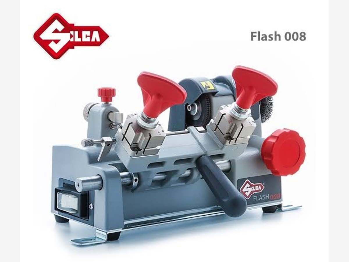 FLASH 008